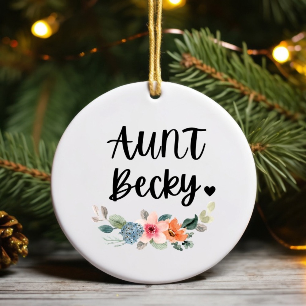 Custom Aunt Ornament - Picture 2 of 4